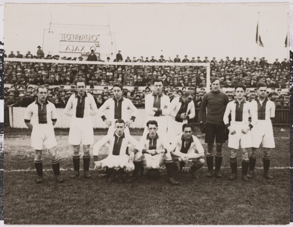 1922_Ajax_2